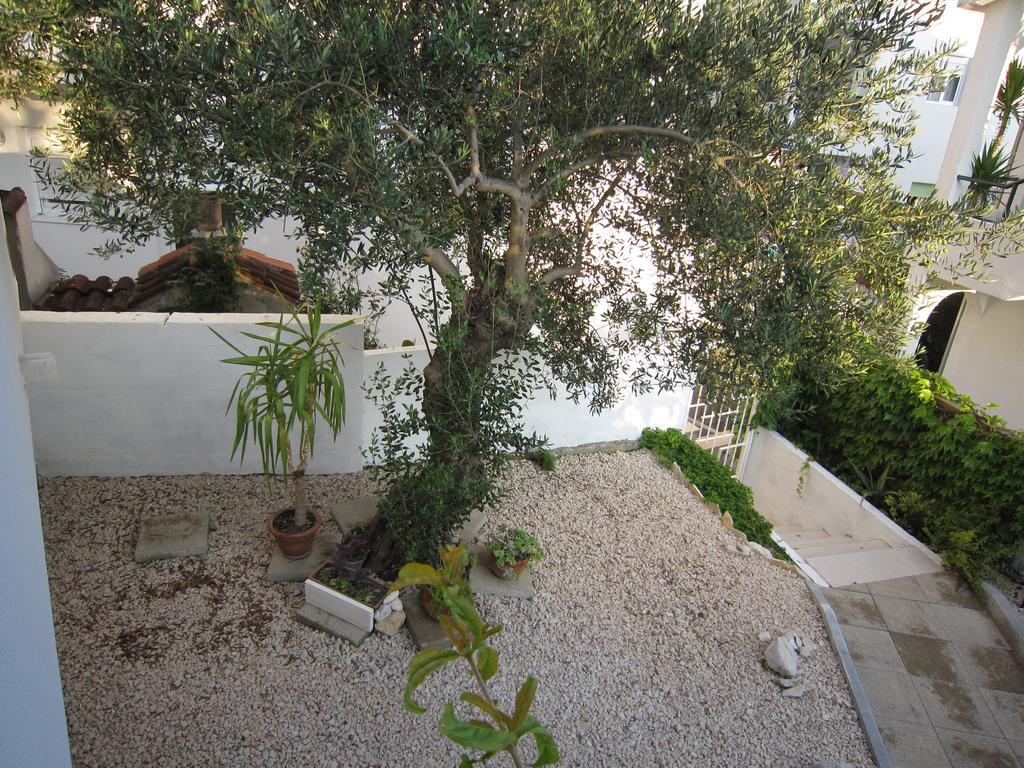 Holiday Home Mona Igrane Kamer foto