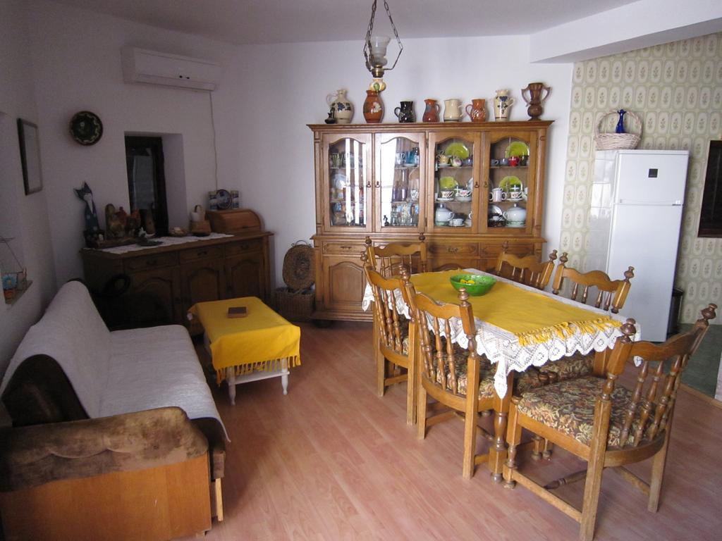 Holiday Home Mona Igrane Kamer foto
